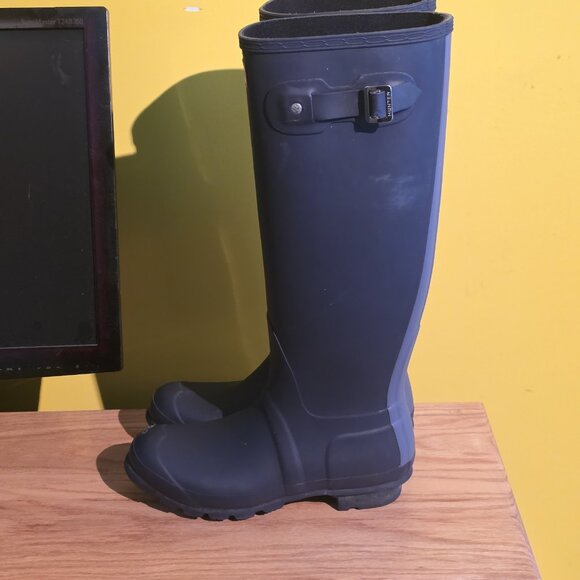 Hunter Womens Matte Navy Blue Size 8 Original Tall Rubber Rain Boots Waterproof - Picture 4 of 10